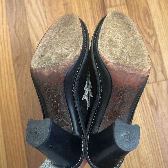 Donald J. Pliner Black Embroidered Suede Mule Western Heels Women’s 8.5M - Picture 8 of 12